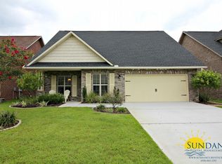 1946 Mooring Dr, Navarre, FL 32566