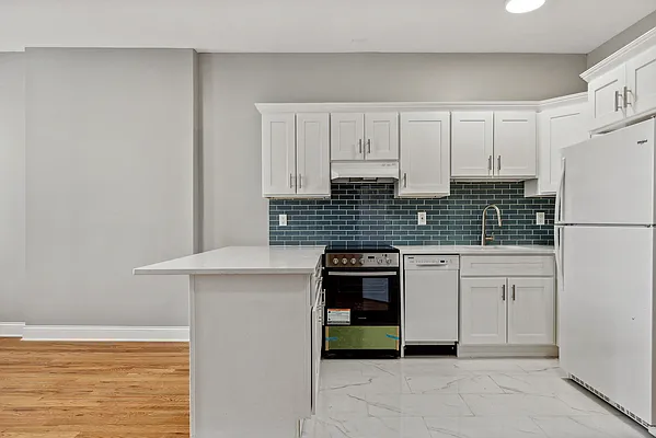 Rented by Corcoran | media 6