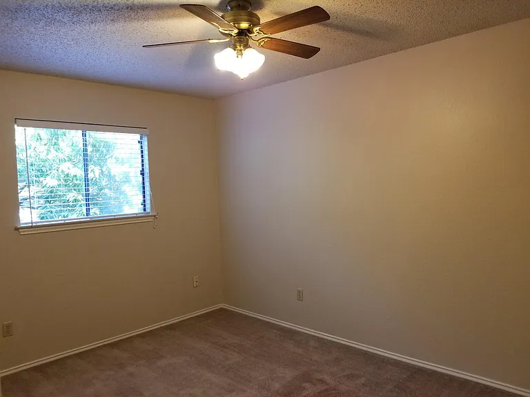 Upstairs bedroom 1
