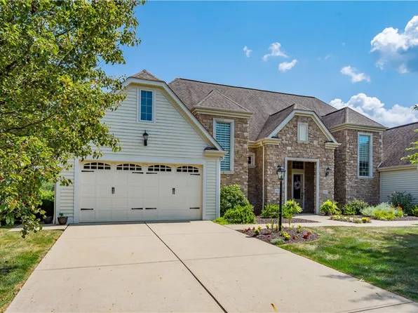 2041 Gables Ct, Mars, PA 16046