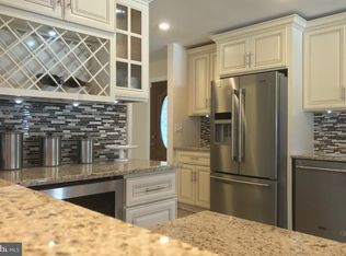 56 Forsythia Dr N, Levittown, PA 19056