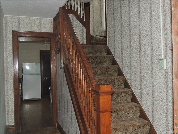 2nd image of 60 Parkview Ave
