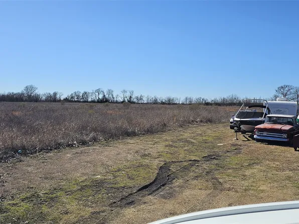 505 Whitehurst St, Greenville, TX 75401