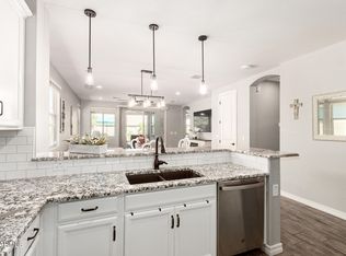 2822 W Blue River Dr, San Tan Valley, AZ 85142