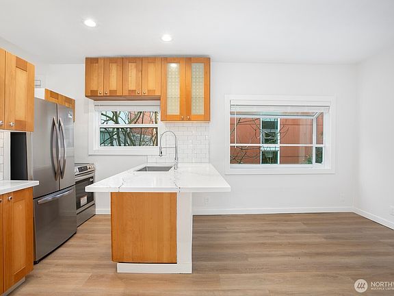 3rd image of 1501 E Spring Street #8