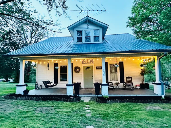 268 New Middleton Hwy, Gordonsville, TN 38563