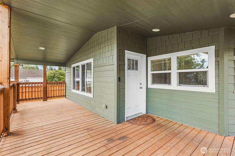 2nd image of 120 L Street SE