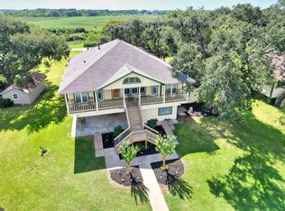 766 County Road 206, Sargent, TX 77414