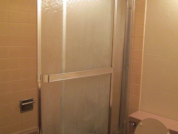 4th image of 934 Carro Dr APT 3