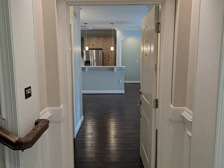 138 Sunset Cir #102 — Photo 6