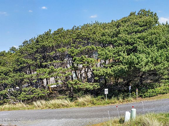 5th image of Windward Ln