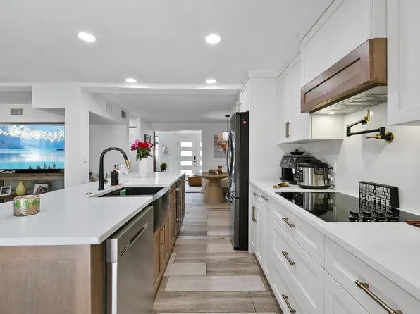 819 W Coral St, Tampa, FL 33602