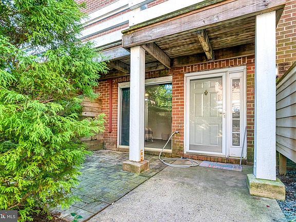 5th image of 7598 Lakeside Village Dr APT L