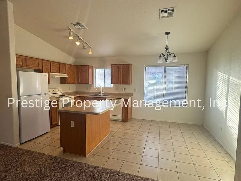 13199 E Alley Spring Dr — Photo 6