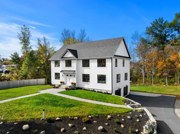 5 Lee Ave, Wilmington, MA 01887