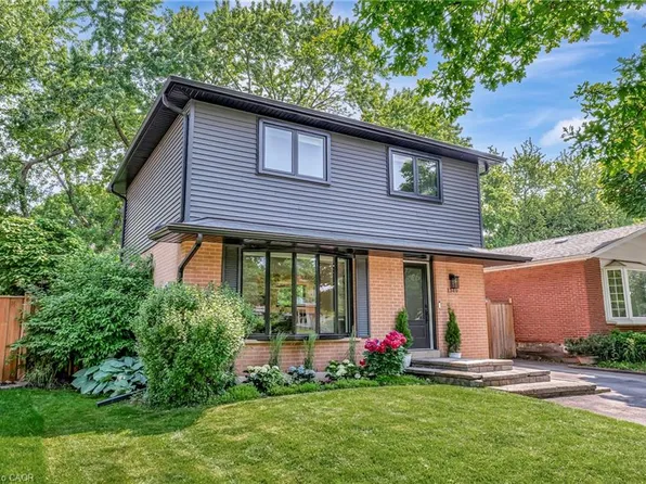 1349 Oxford Ave, Oakville, ON L6H 1T2