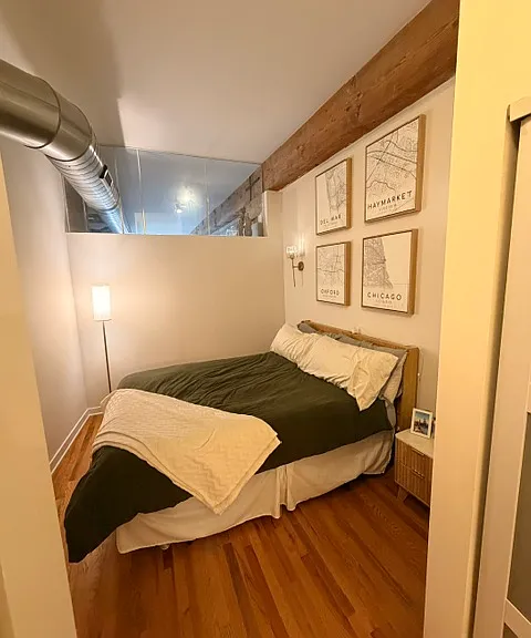 1344 W Madison St #302 — Photo 6