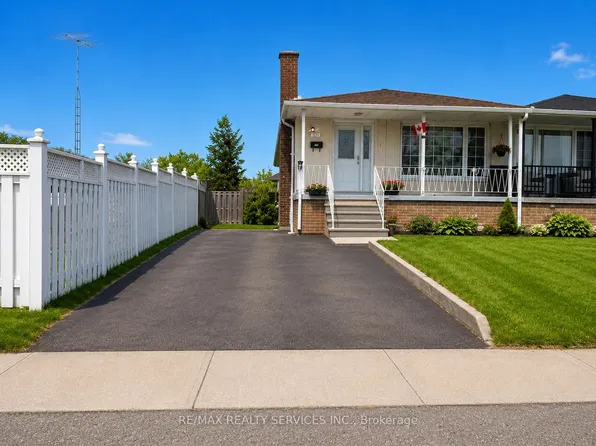 7731 Redstone Rd, Mississauga, ON L4T 2C1