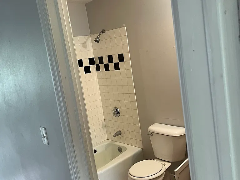 380 Main St #1 — Photo 7