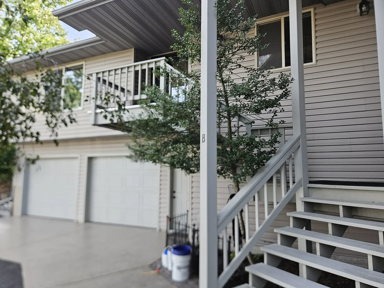 2 bed, 1050 sqft, $1,450 — Photo 2