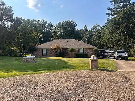 2nd image of 5602 Deer Creek Dr