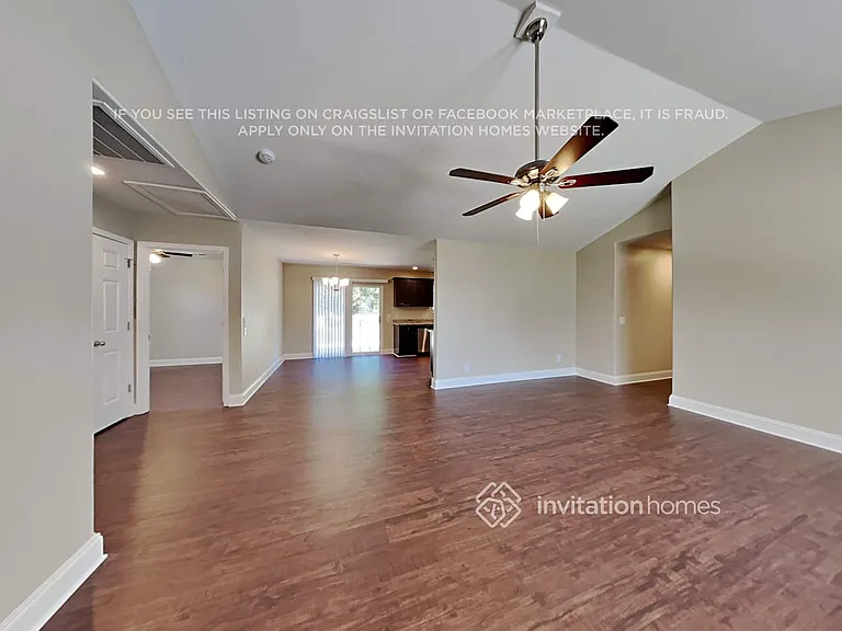204 Tarrington Dr — Photo 4
