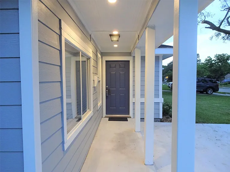 3923 Cosby St — Photo 4