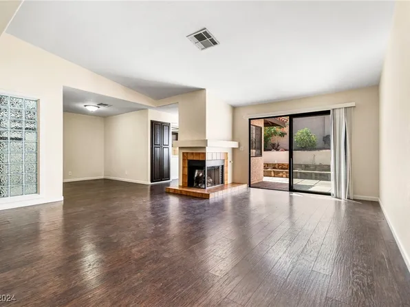 435 Columbia Ct, Boulder City, NV 89005