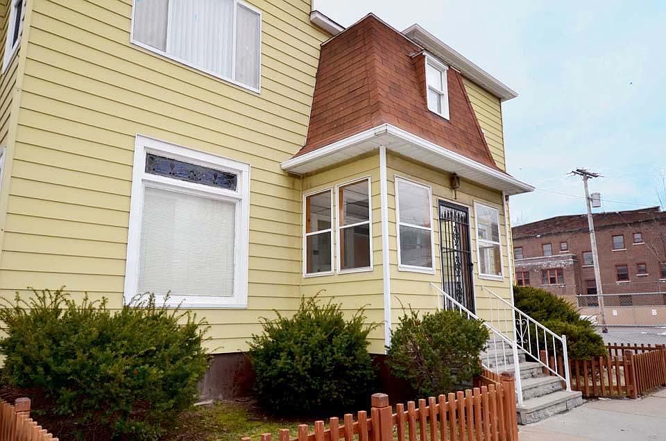 1st image of 36 Fayette St APT 2