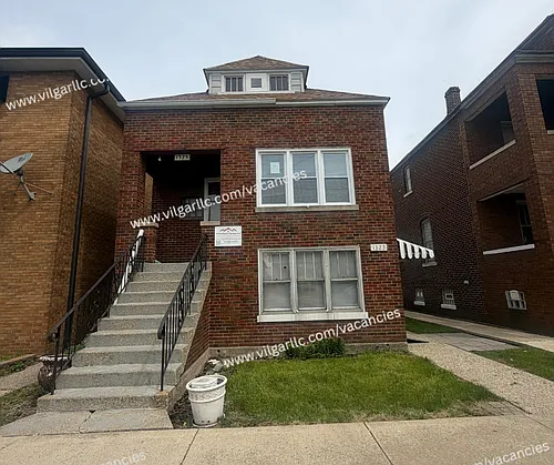 1323 121st St Photo 1