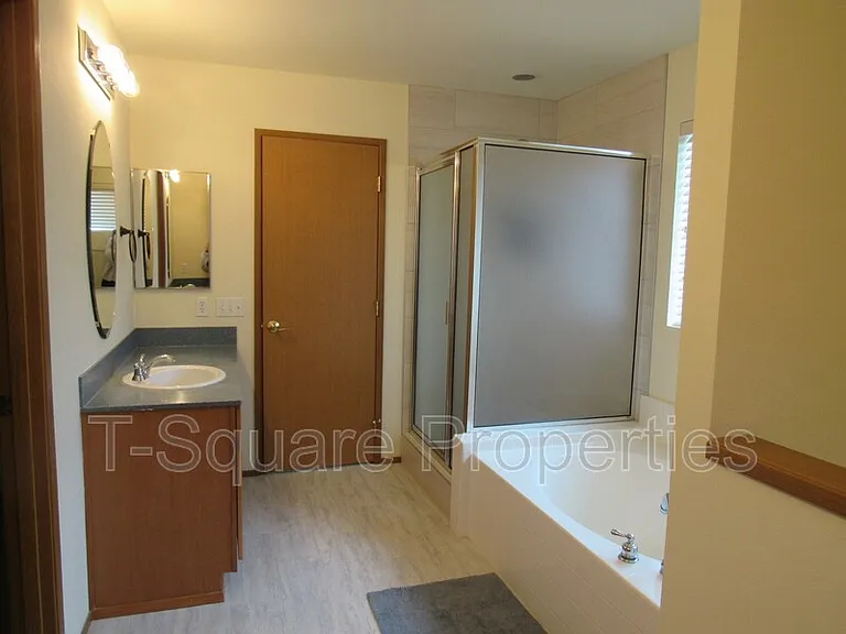 20425 Corbridge Rd SE — Photo 16