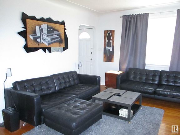 3rd image of 14819 104th Ave NW