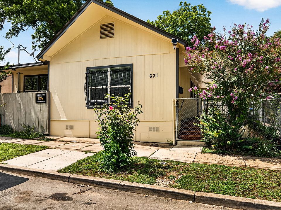 1st image of 631 E Mistletoe Ave