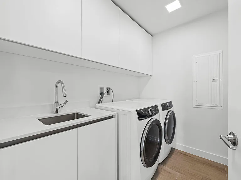 900 N Ocean Blvd #1501 — Photo 14