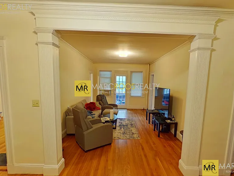 Melvin Ave — Photo 1