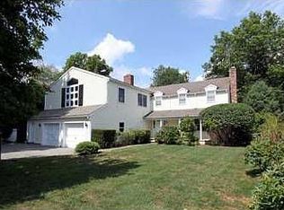 392 Sound Beach Ave, Old Greenwich, CT 06870