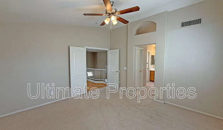 8419 W Salter Dr — Photo 11