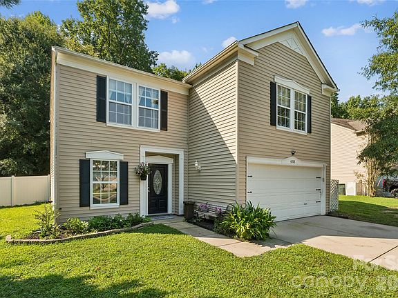 3rd image of 4208 Shasta Cir