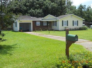 1920 Orchard Dr, Columbia, MS 39429