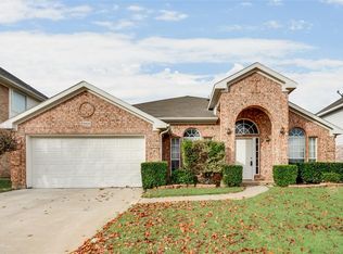 8424 Rock Creek Dr, Fort Worth, TX 76123
