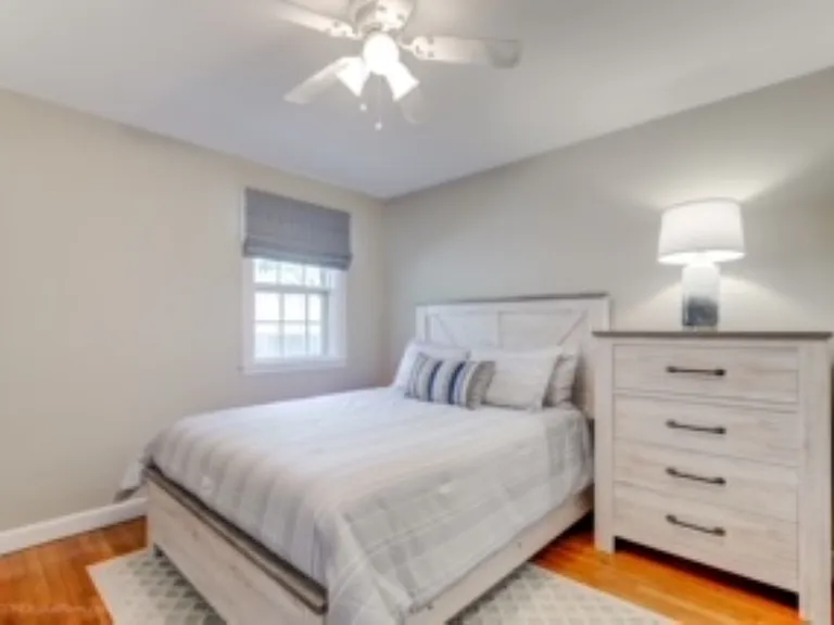 397 Gibbs Ave #B — Photo 7