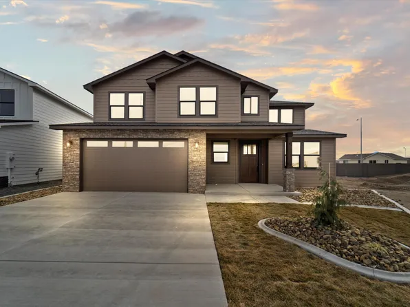 8406 Silver Mound Dr, Pasco, WA 99301