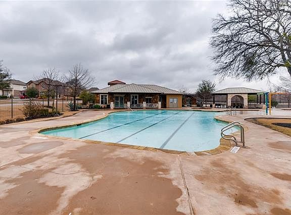 4th image of 2720 Santa Domingo Dr
