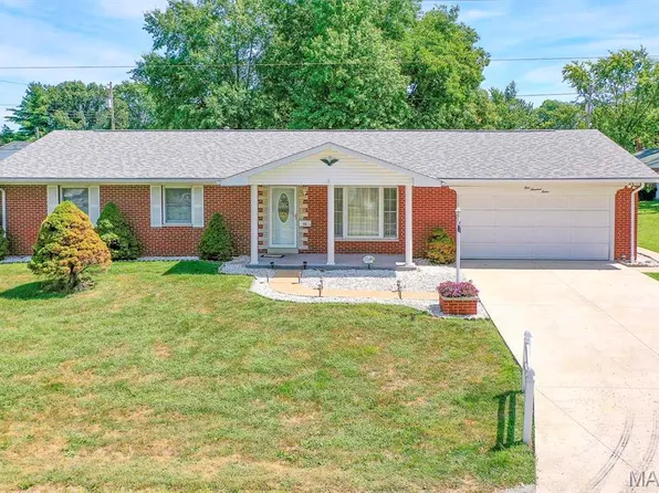 112 N Breese St, Millstadt, IL 62260