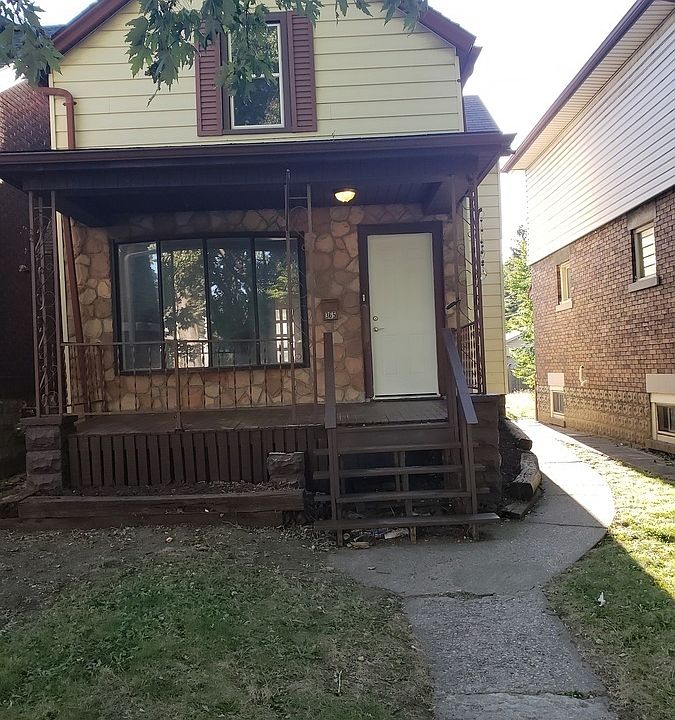 1st image of 365 McEwan Ave