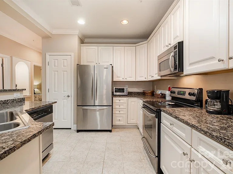 637 Williamson Rd #108 — Photo 7