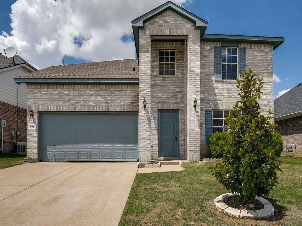 1st image of 925 Cattail Dr