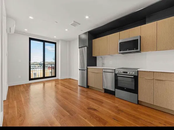 948 New York Avenue #2, photo 3