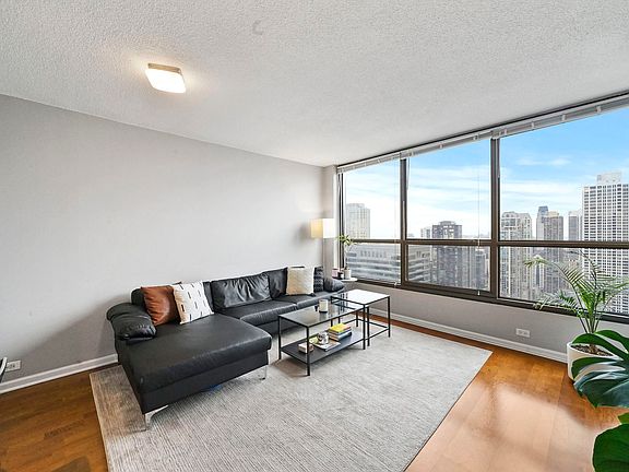 2nd image of 405 N Wabash Ave Unit 4401