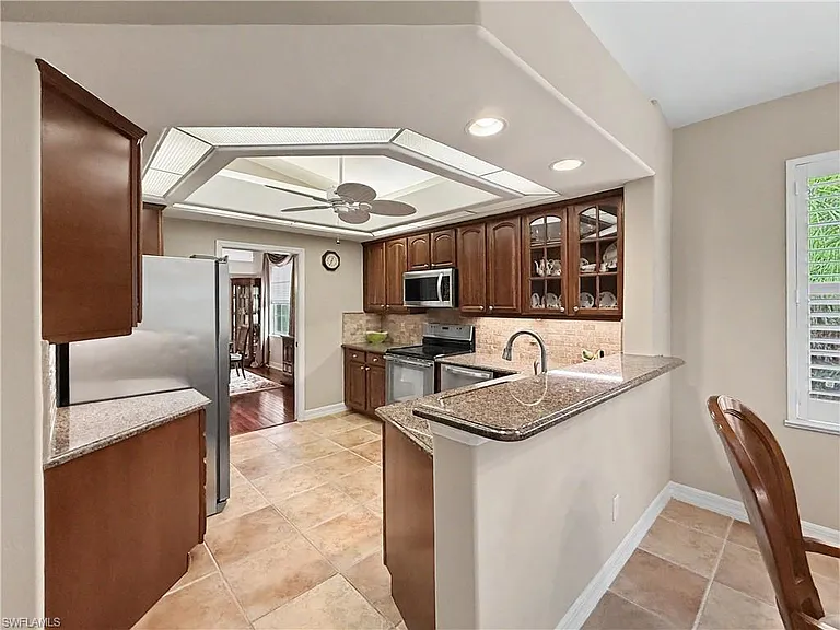 8390 Big Acorn Cir #1103 — Photo 17